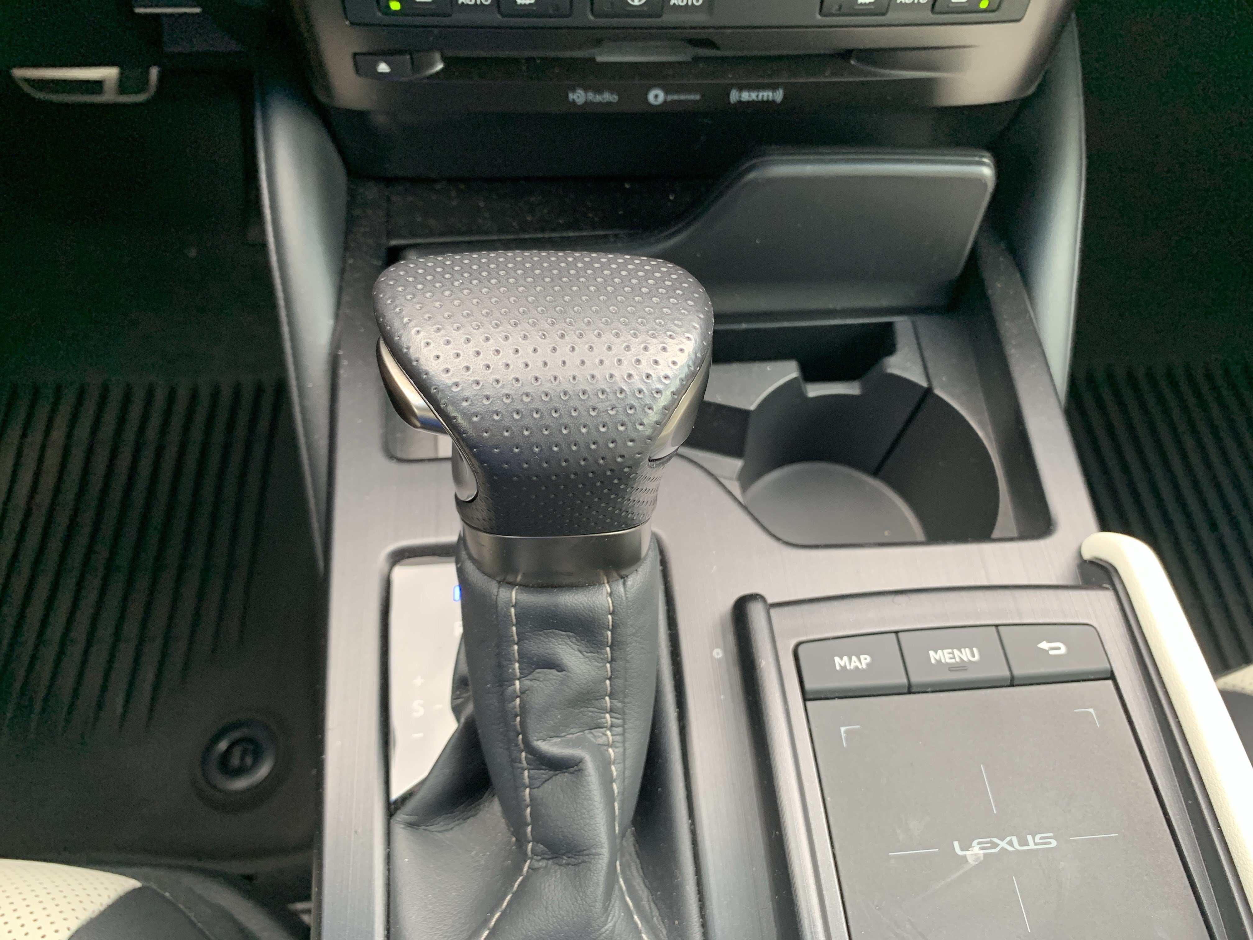 Used 2022 Lexus ES 300h F Sport w/ Accessory Package 2 FWD image 26