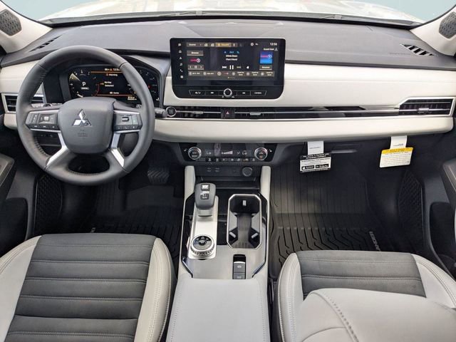 New 2026 Mitsubishi Outlander SE FWD image 14