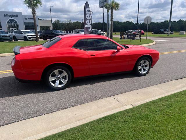 Certified 2023 Dodge Challenger SXT RWD image 2