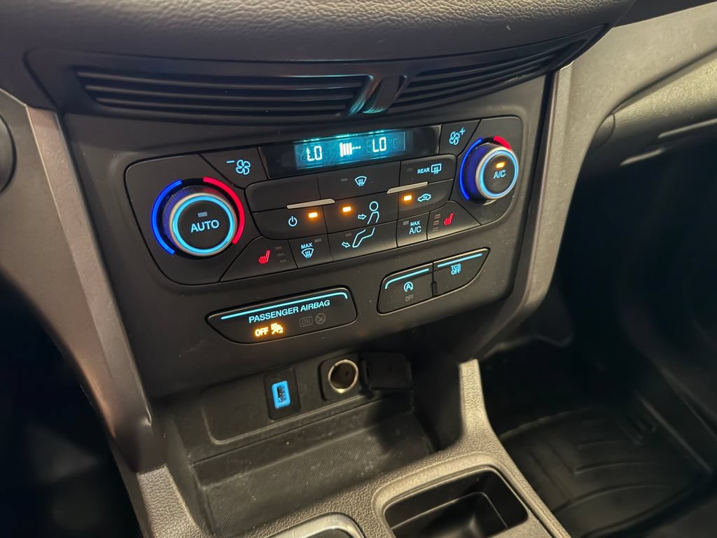 Used 2019 Ford Escape SE FWD image 13