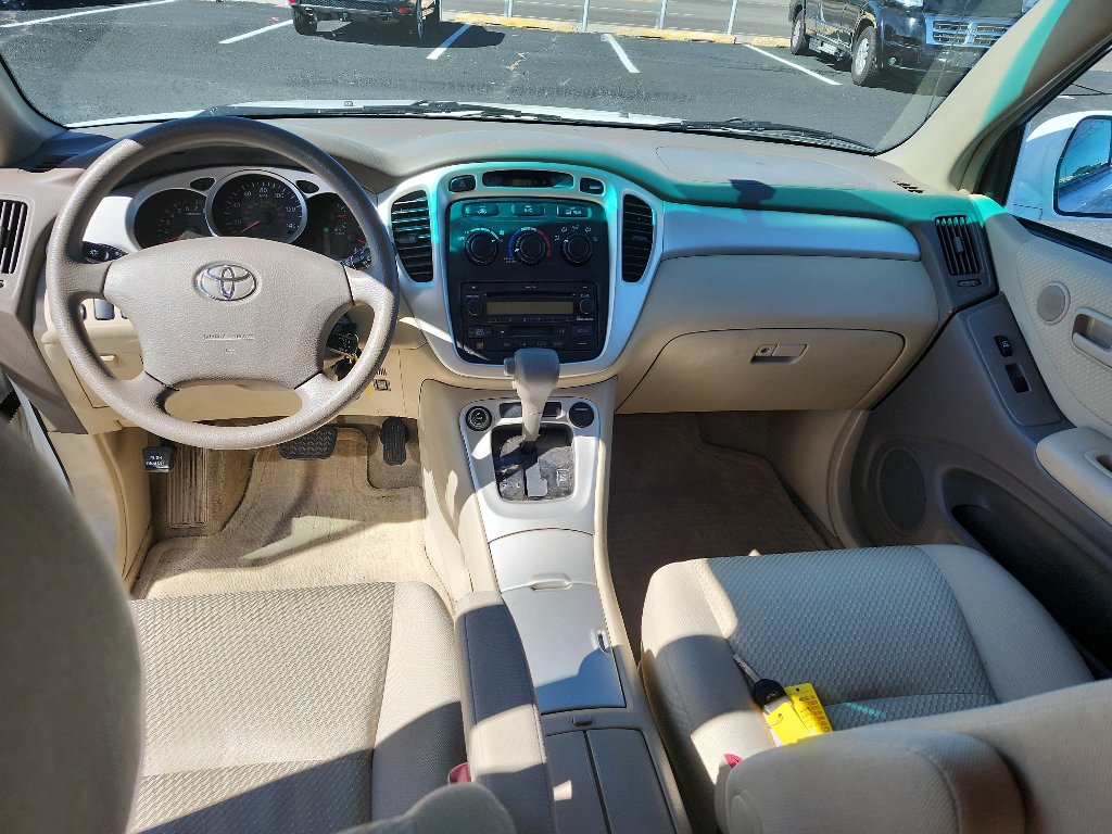 Used 2005 Toyota Highlander 2WD V6 image 13