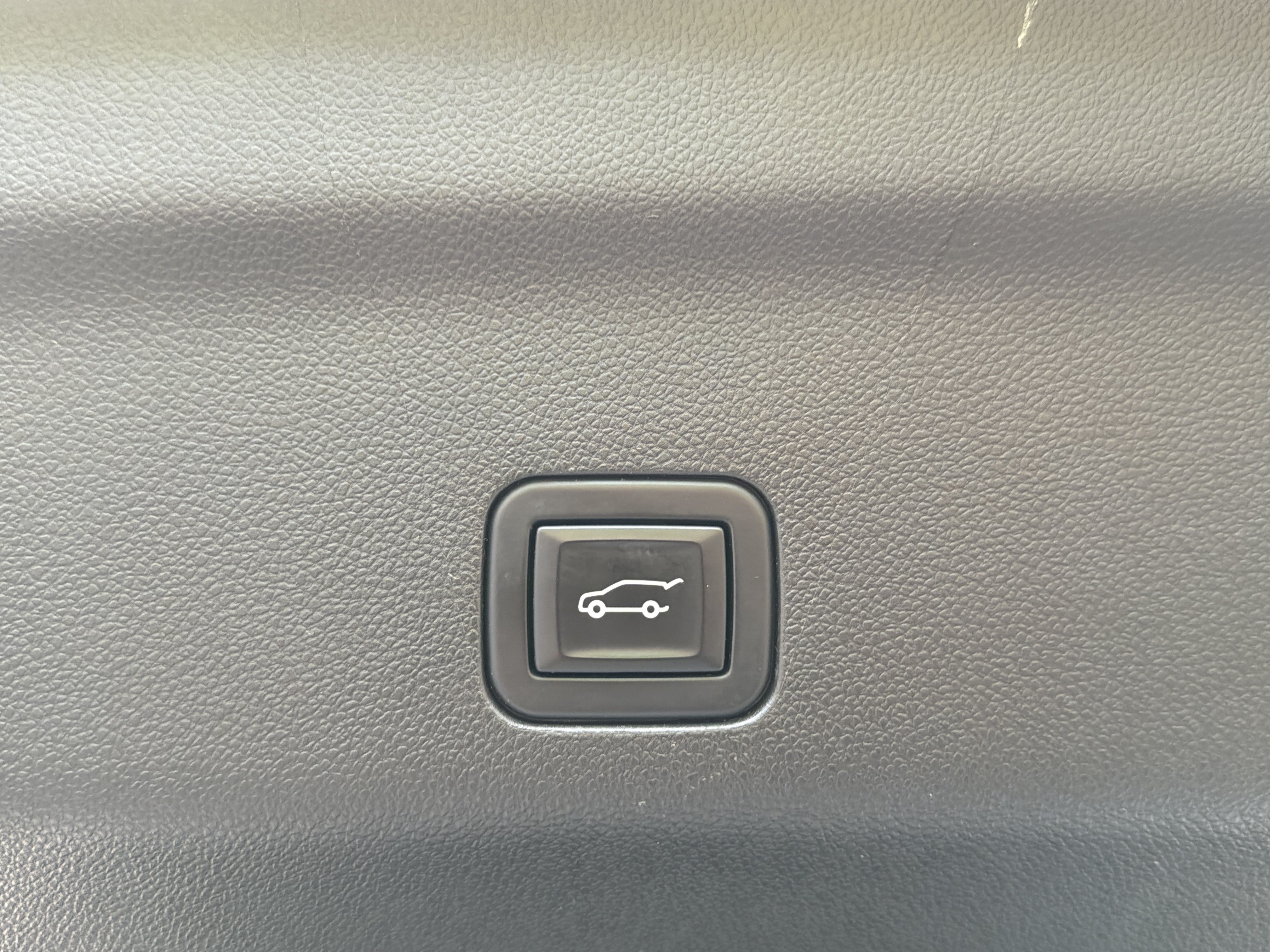 Used 2022 Chevrolet Tahoe LT w/ LT Signature Plus Package RWD image 56