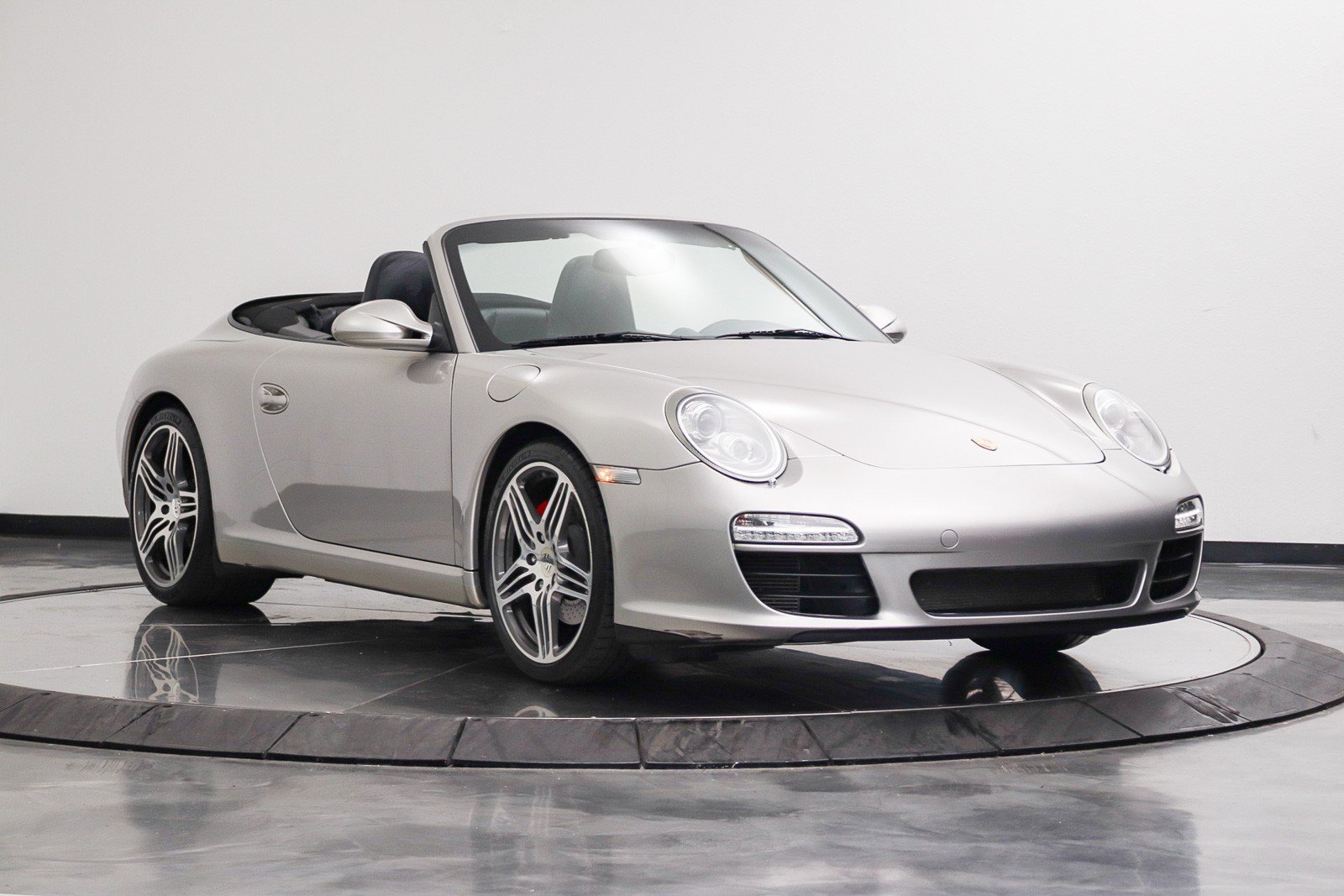 Used 2011 Porsche 911 Carrera S RWD image 15