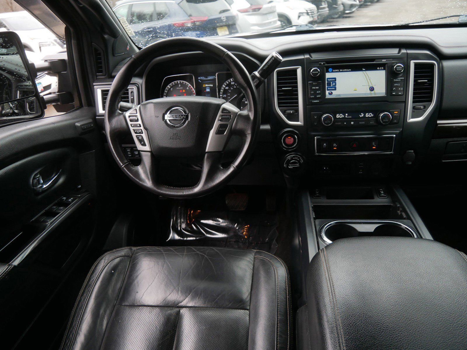 Used 2018 Nissan Titan SL w/ Midnight Edition image 15