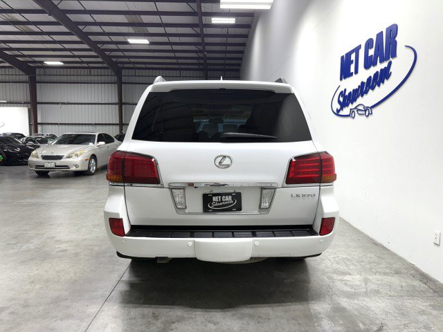 Used 2011 Lexus LX 570 4WD w/ Luxury Pkg image 10