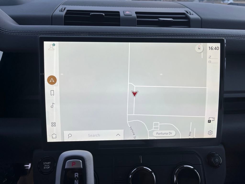 New 2026 Land Rover Defender 110 OCTA image 18