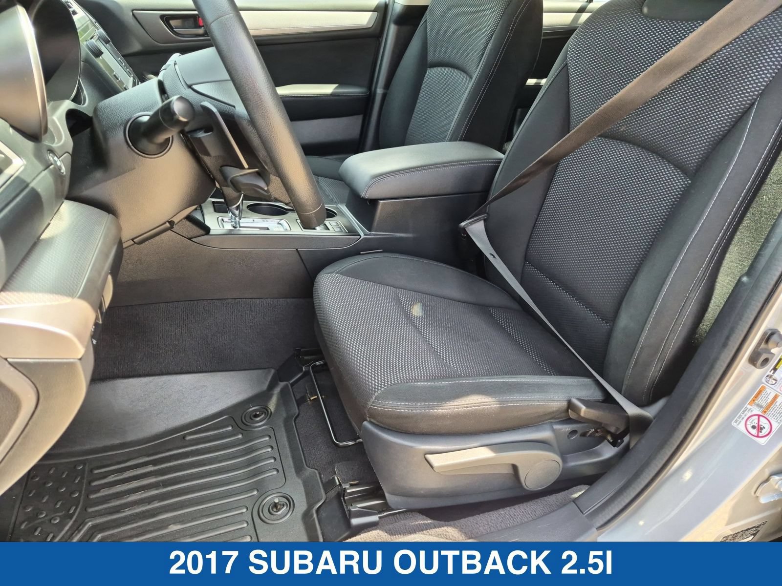 Used 2017 Subaru Outback 2.5i AWD/4WD image 17