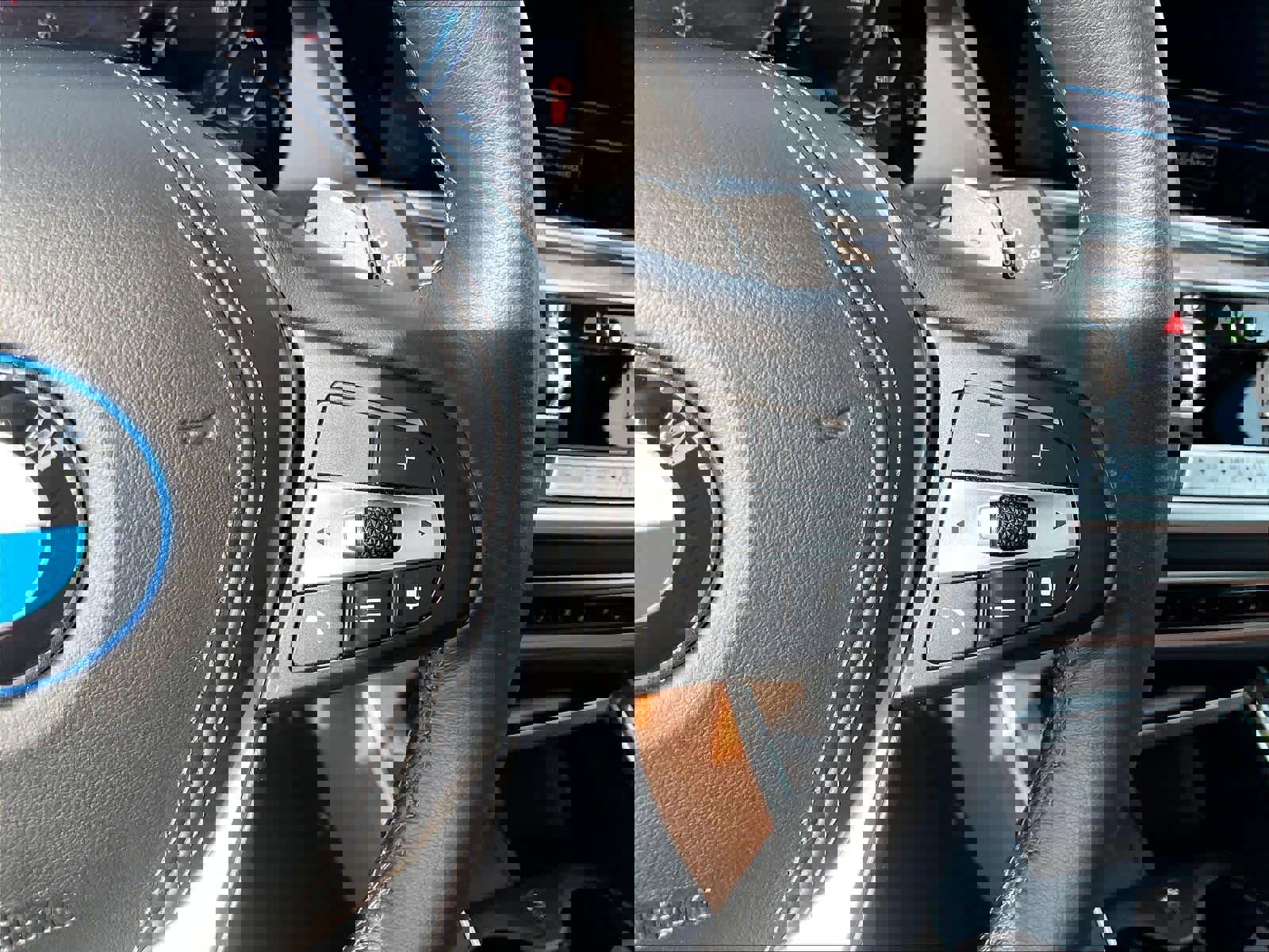 Used 2023 BMW X5 xDrive45e w/ Executive Package image 19