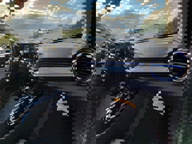 New 2025 Chevrolet Trax LT w/ Driver Confidence Package image 30