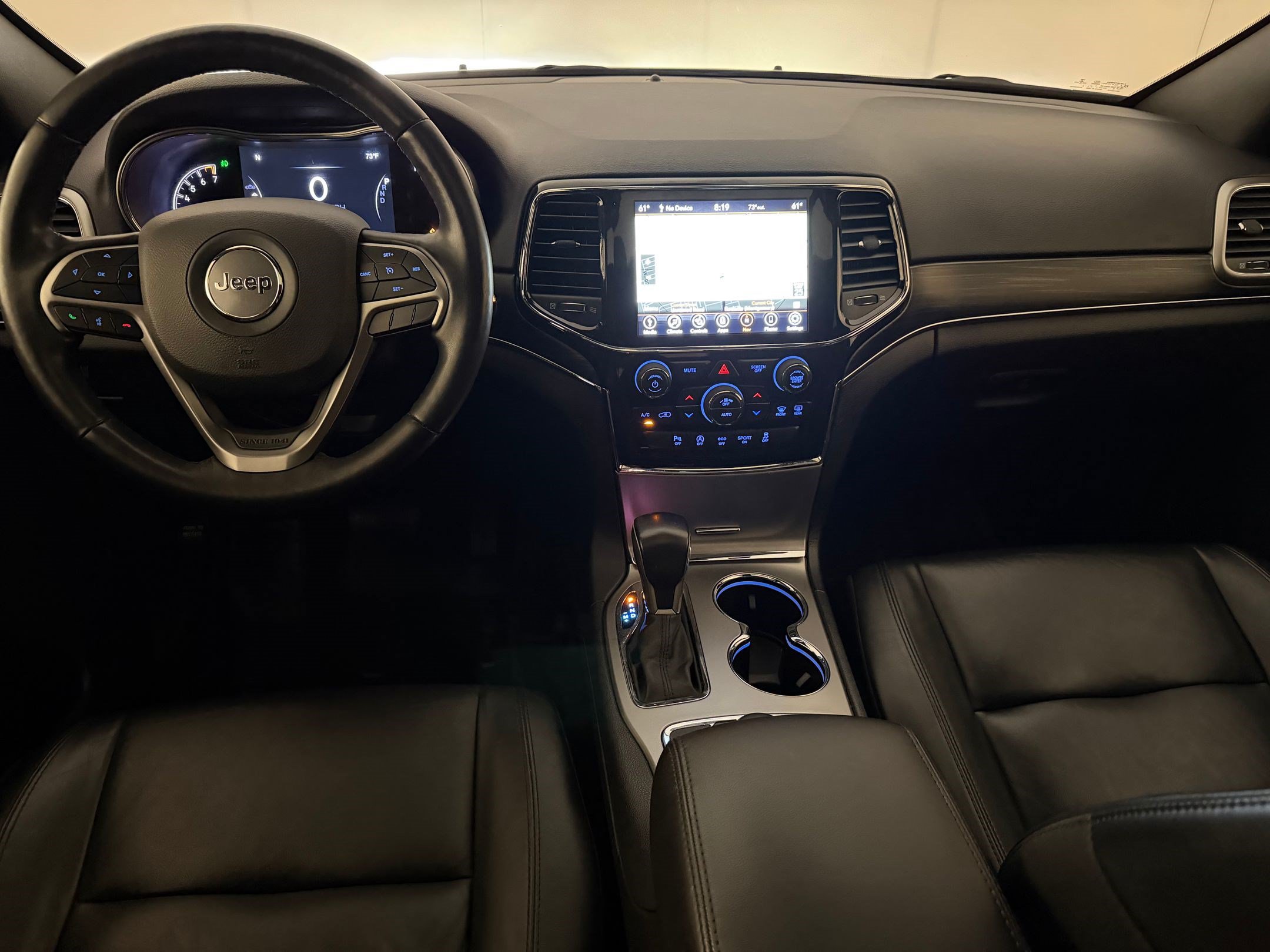Used 2021 Jeep Grand Cherokee Limited w/ Premium Lighting Group AWD/4WD image 16