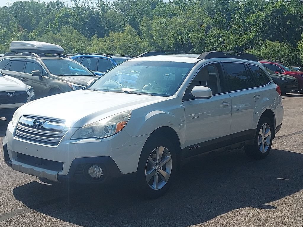 Used 2014 Subaru Outback 2.5i Limited w/ Moonroof Package AWD/4WD image 3