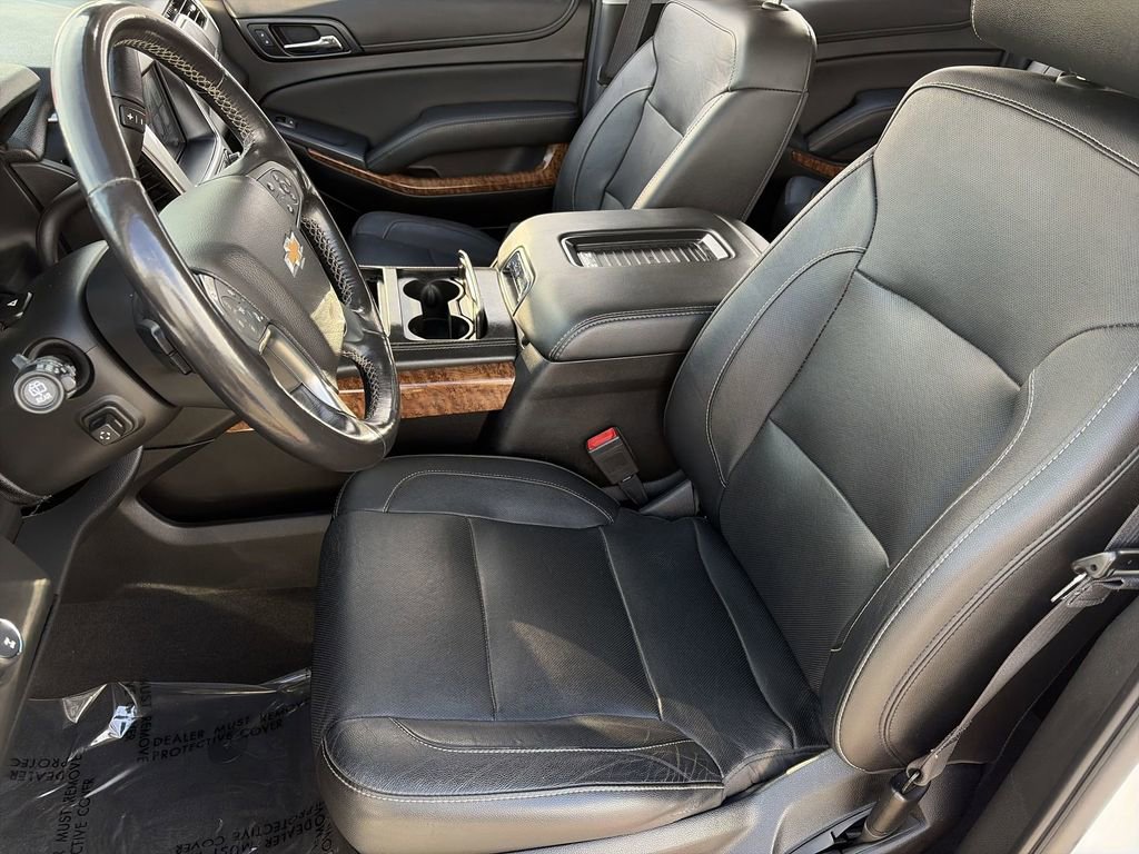 Used 2020 Chevrolet Suburban Premier AWD/4WD image 7