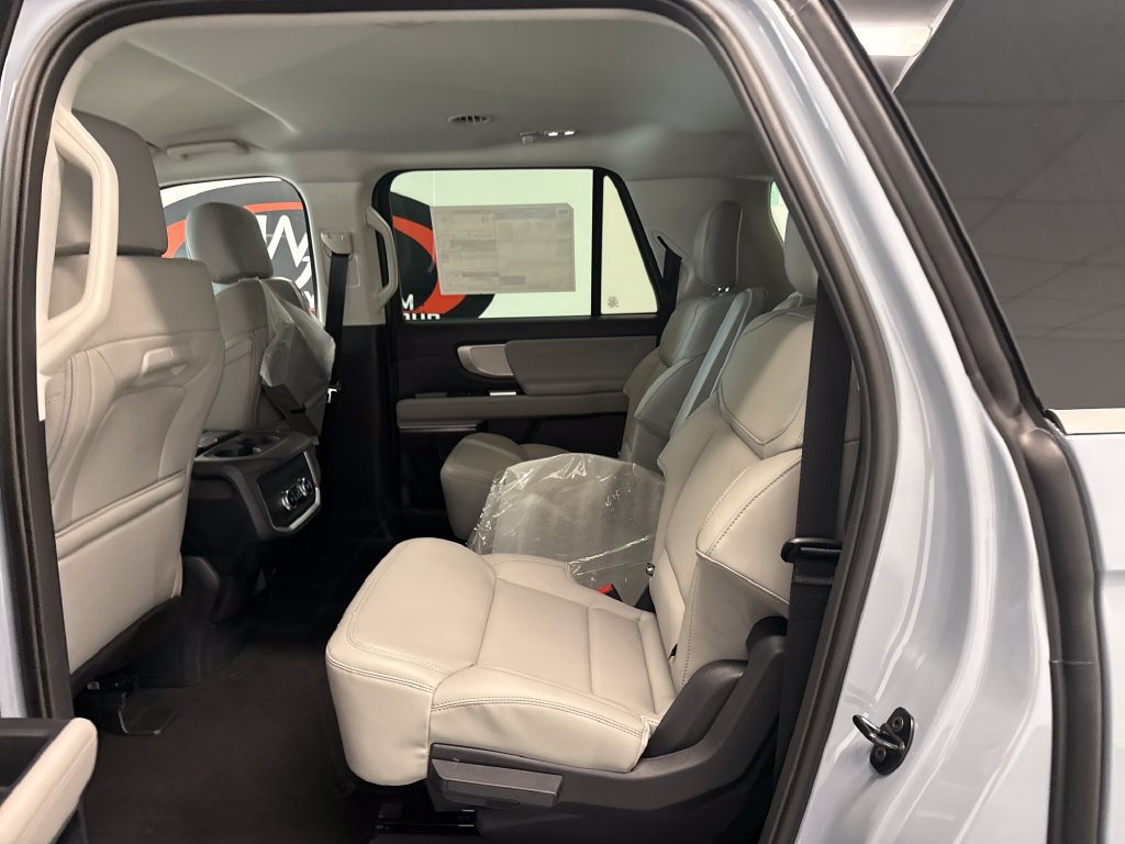 New 2027 Ford Expedition Max Active RWD image 15