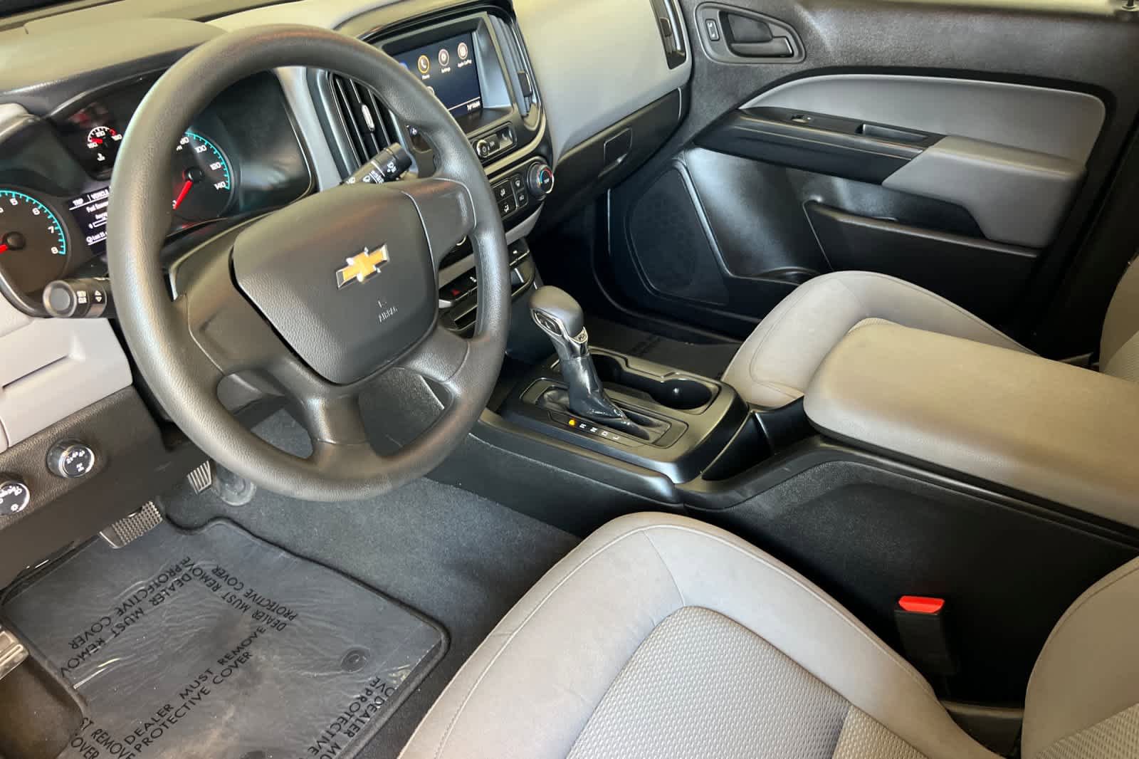 Used 2022 Chevrolet Colorado W/T image 11