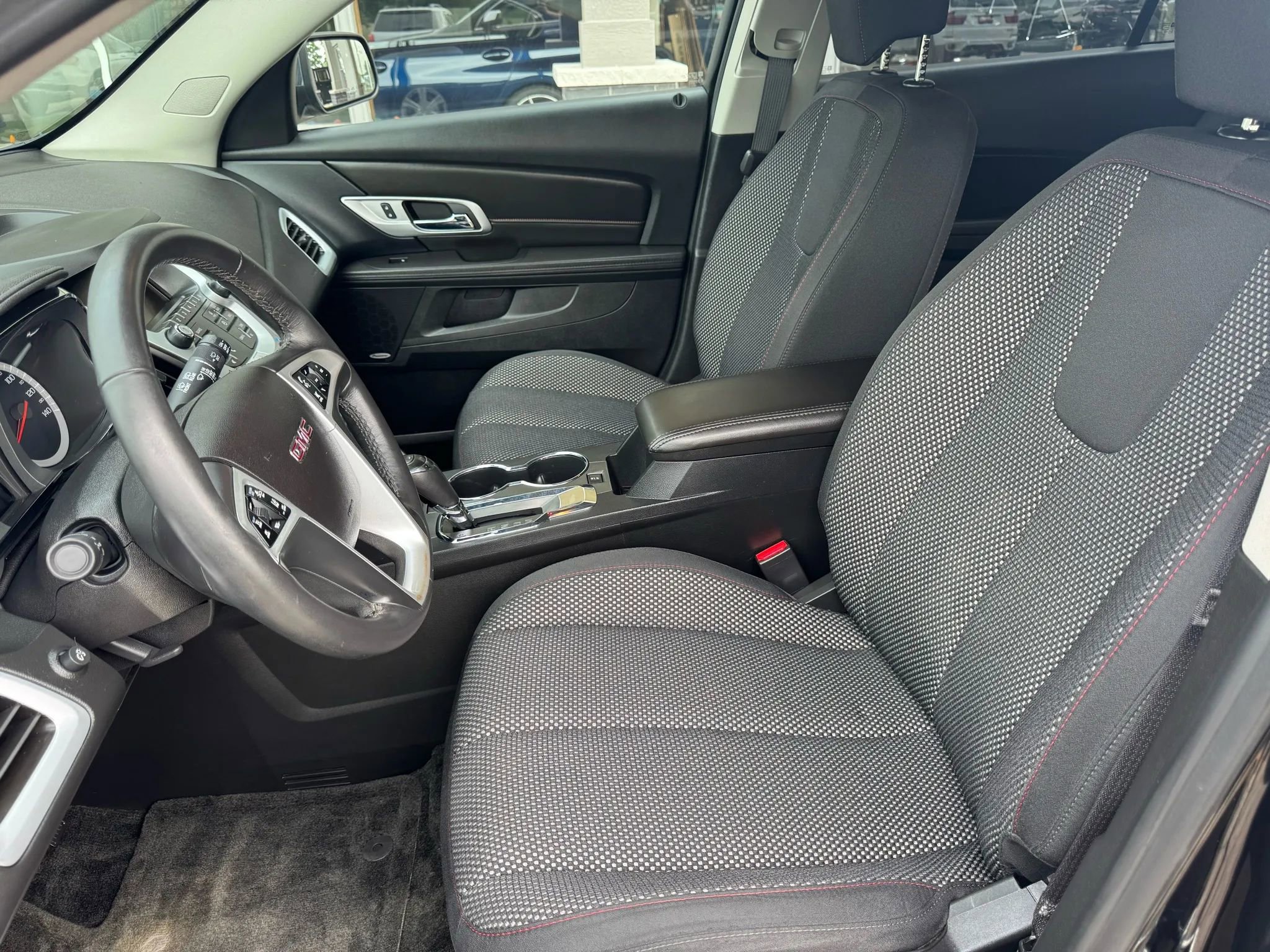 Used 2017 GMC Terrain SLE w/ Chrome Edition image 10