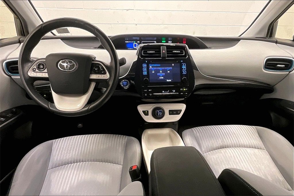 Used 2017 Toyota Prius Prime Plus image 13