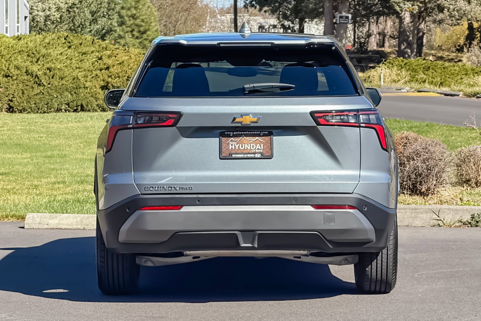 Used 2025 Chevrolet Equinox LT AWD/4WD image 5
