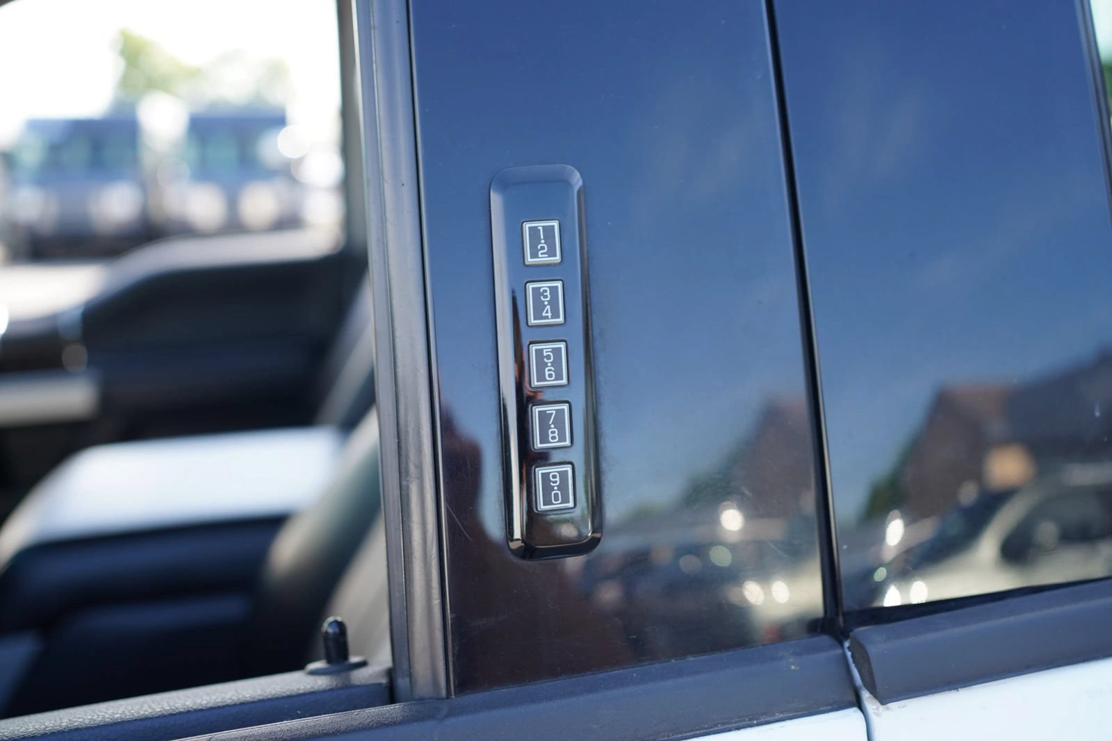 Used 2021 Ford F250 Lariat AWD/4WD image 24