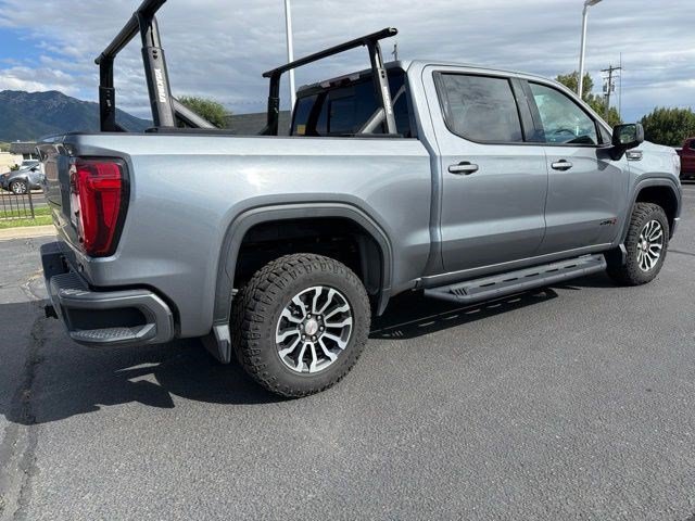 Used 2020 GMC Sierra 1500 AT4 w/ AT4 Premium Package AWD/4WD image 4