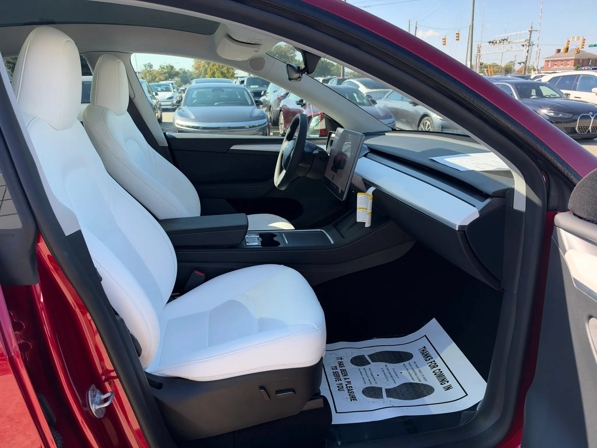 Used 2024 Tesla Model Y Long Range AWD/4WD image 15