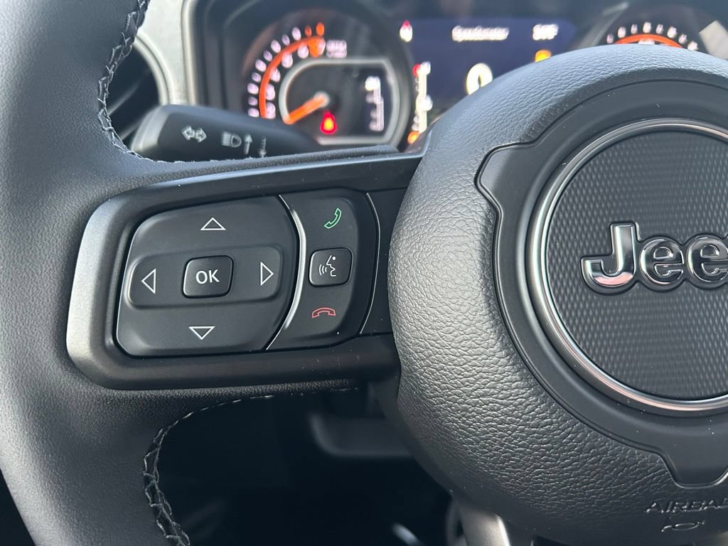 New 2026 Jeep Gladiator Sport AWD/4WD image 14