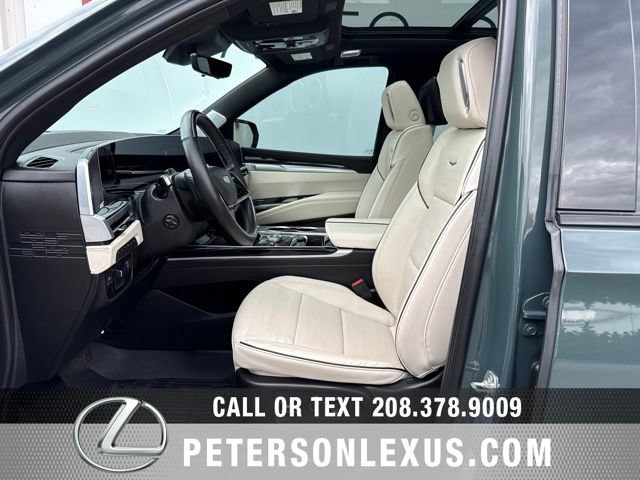 Used 2025 Cadillac Escalade ESV Sport w/ Touring Package AWD/4WD image 28