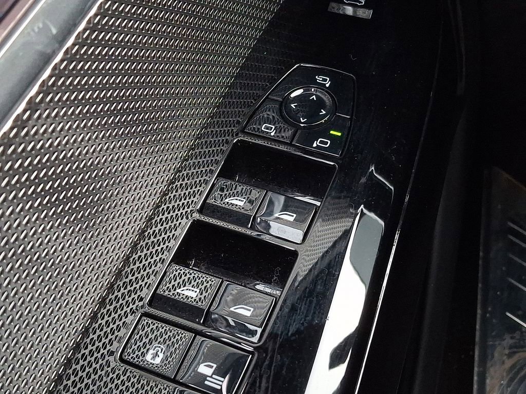 Certified 2023 BMW 760i xDrive w/ Parking Assistance Package AWD/4WD image 23