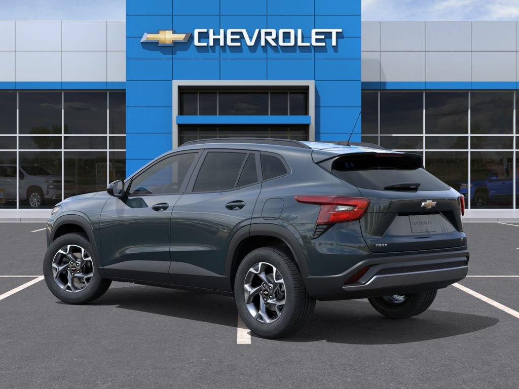 New 2026 Chevrolet Trax LT w/ LT Convenience Package FWD image 4
