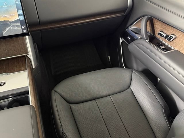 Used 2024 Land Rover Range Rover SE AWD/4WD image 26