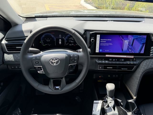Used 2026 Toyota Camry XLE image 10