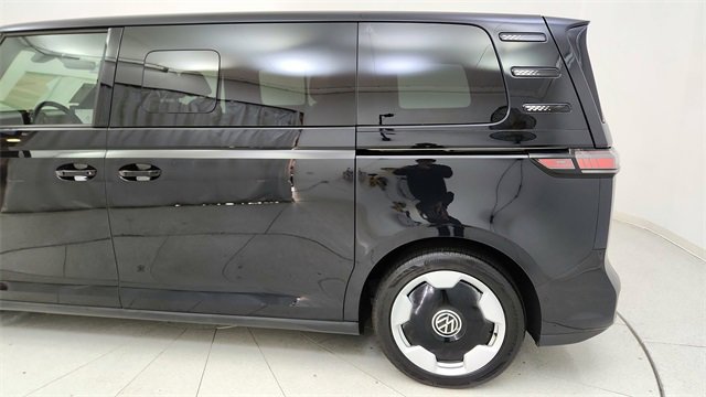 Used 2025 Volkswagen ID. Buzz Pro S image 11