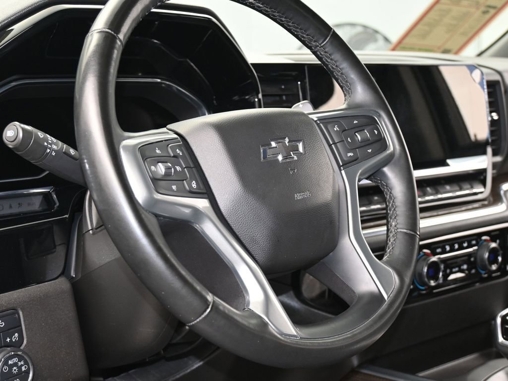 Used 2023 Chevrolet Silverado 1500 RST image 14