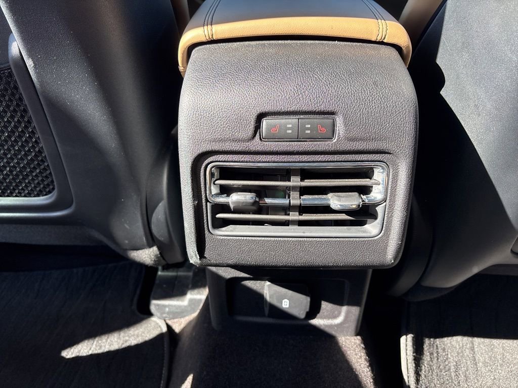 Used 2021 Lincoln Corsair Reserve image 26