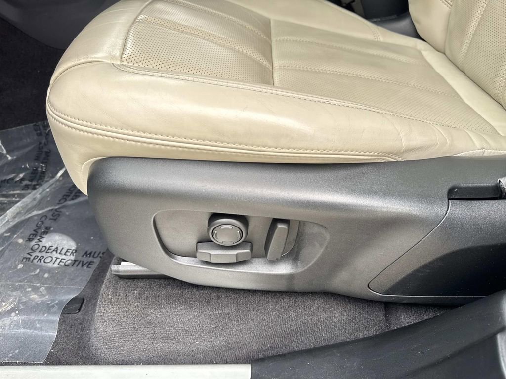 Used 2022 Land Rover Range Rover Sport HSE Silver Edition image 17