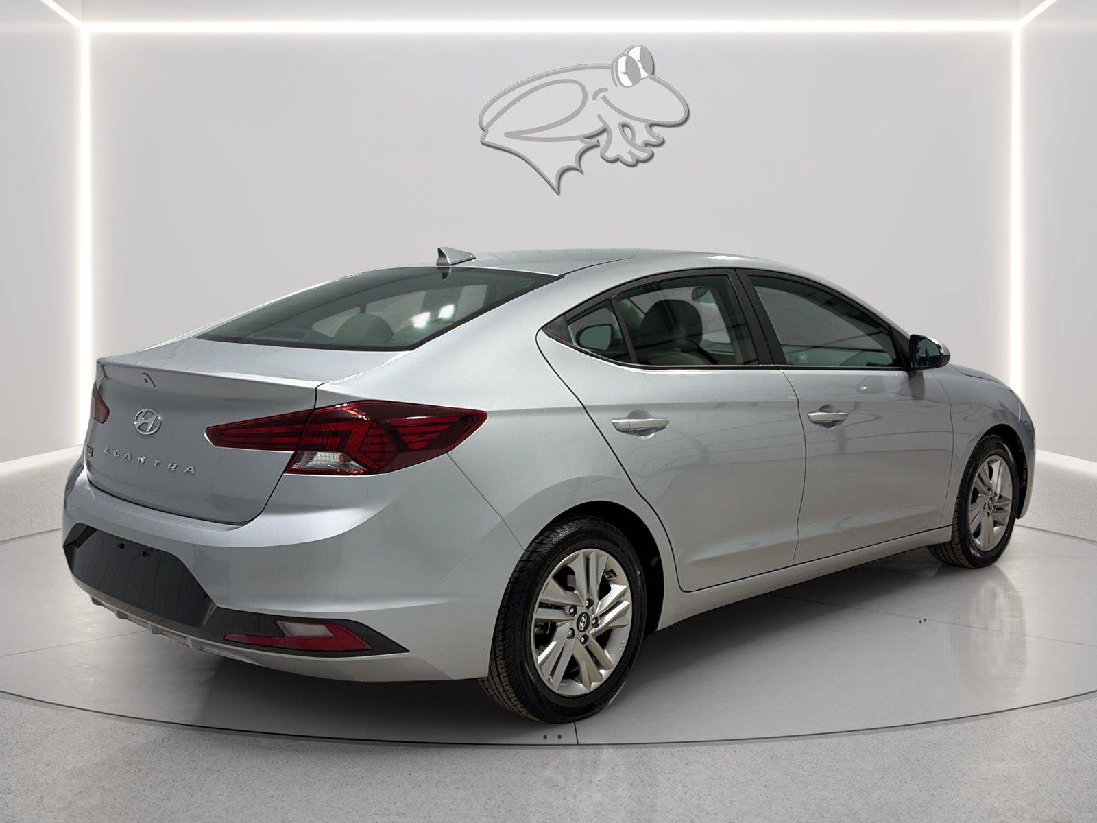 Used 2020 Hyundai Elantra SEL FWD image 5
