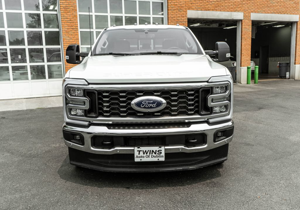 Used 2025 Ford F350 Lariat w/ Lariat Ultimate Package AWD/4WD image 32