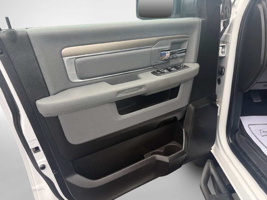 Used 2019 RAM 1500 Big Horn AWD/4WD image 14