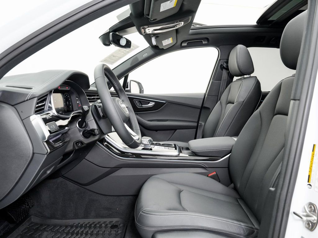 Used 2025 Audi Q7 3.0T Premium Plus w/ Premium Plus Package image 6