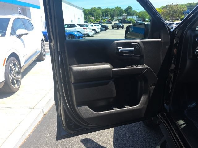 Used 2021 Chevrolet Silverado 1500 Custom Trail Boss AWD/4WD image 16