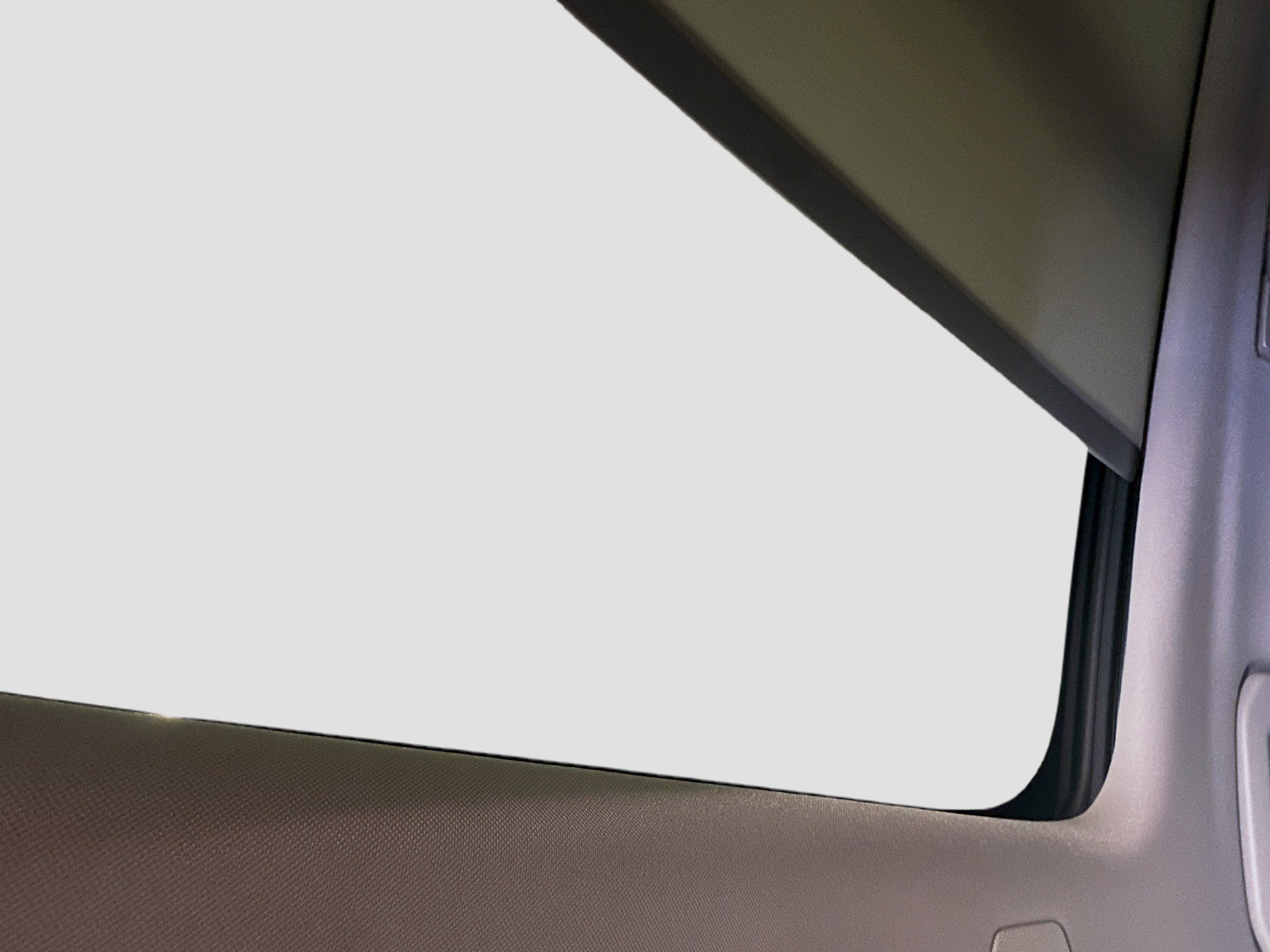 Used 2025 Volvo XC60 B5 Plus image 27