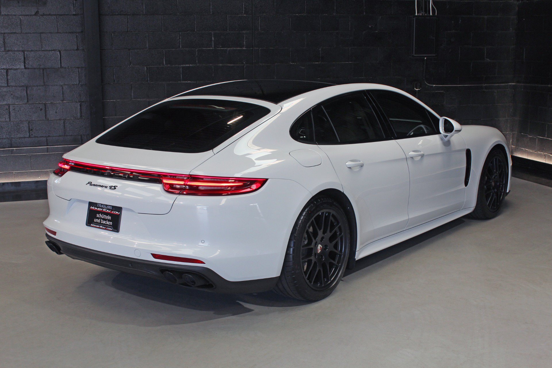 Used 2020 Porsche Panamera 4S AWD/4WD image 19