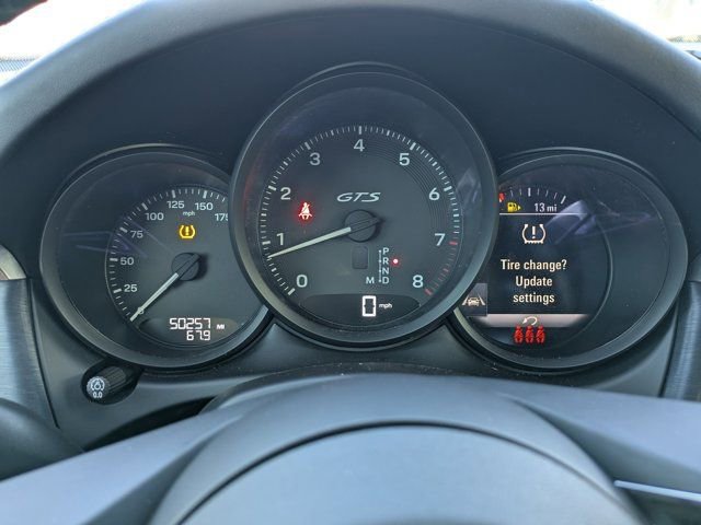 Used 2022 Porsche Macan GTS w/ Sport Chrono Package AWD/4WD image 22