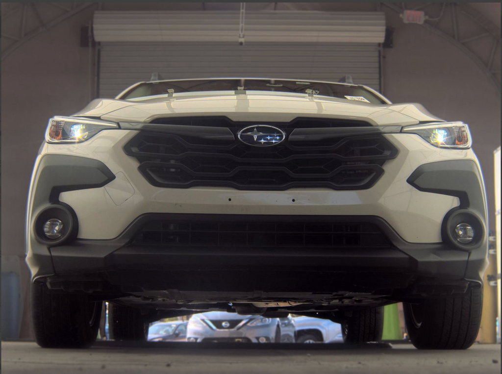 Used 2025 Subaru Crosstrek 2.5i Premium AWD/4WD image 12