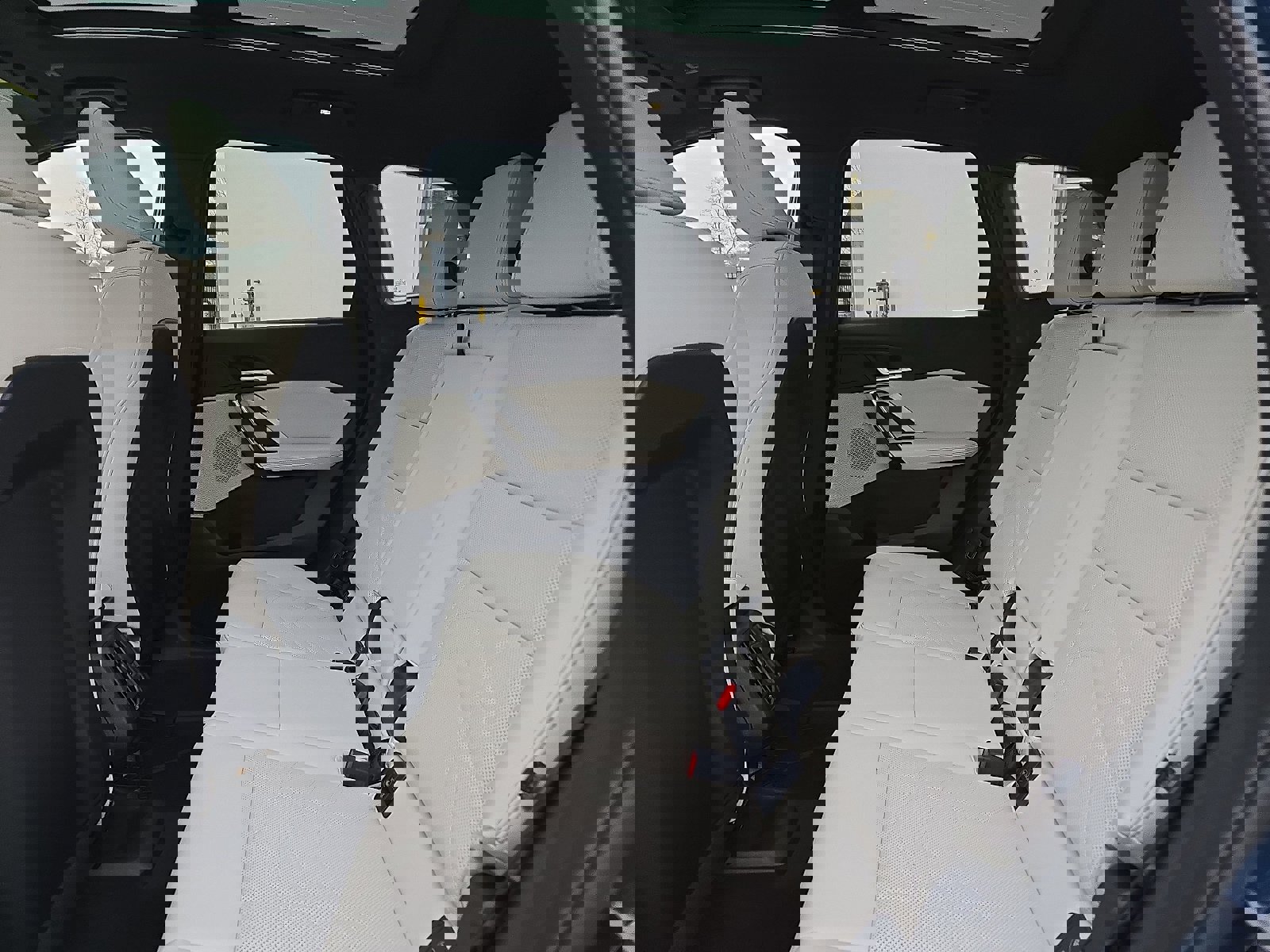 New 2026 BMW X1 xDrive28i w/ Convenience Package image 5