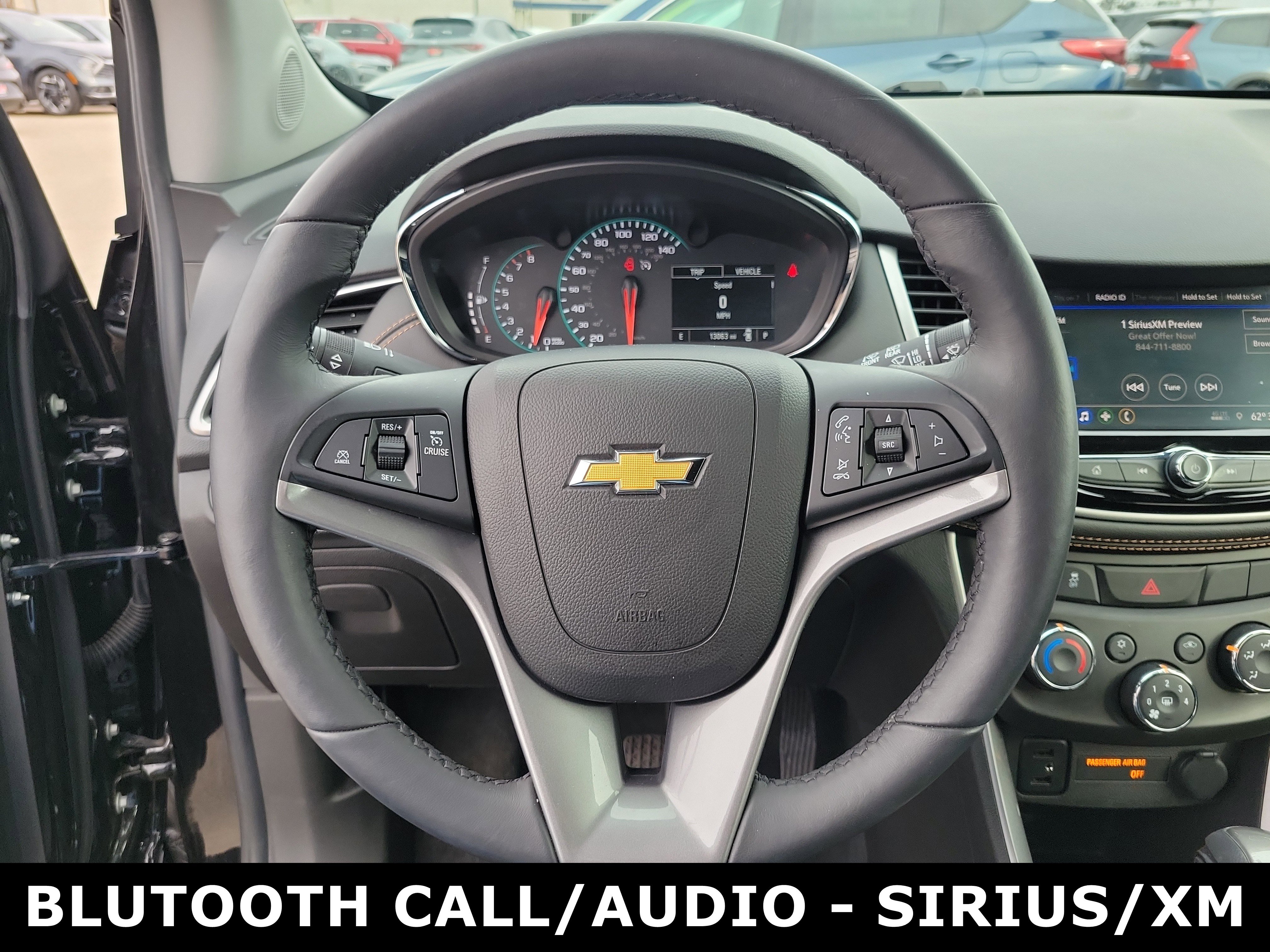 Used 2022 Chevrolet Trax LT w/ LT Convenience Package image 21
