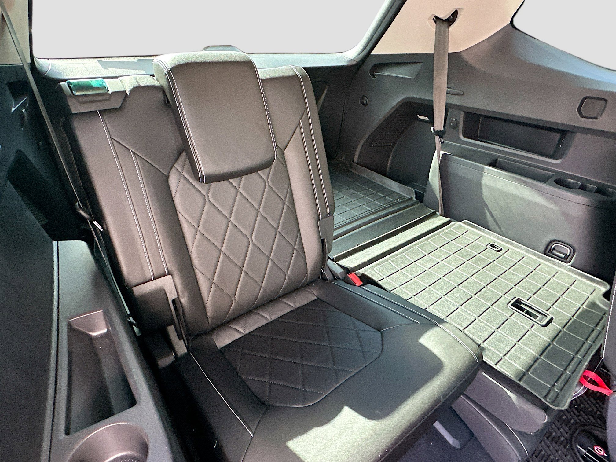 Used 2024 Volkswagen Atlas SEL Premium R-Line image 31