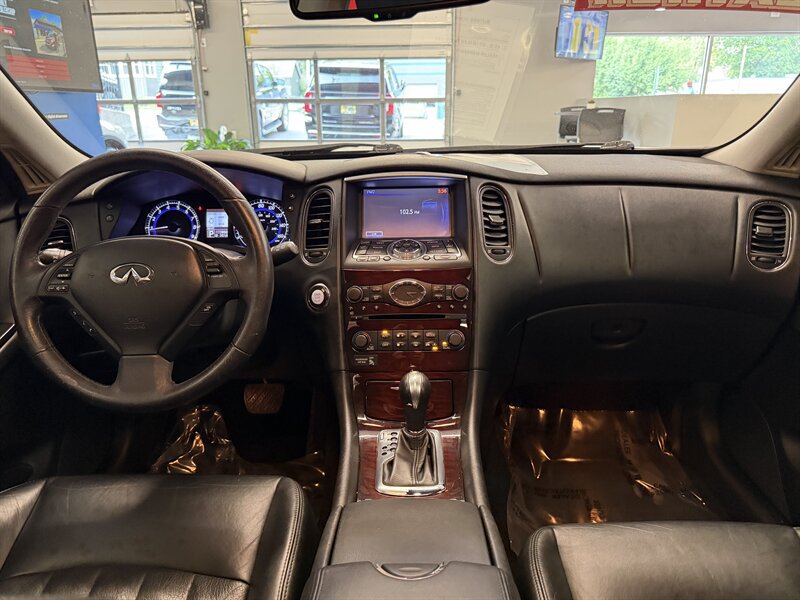 Used 2011 INFINITI EX35 Journey w/ Premium Pkg AWD/4WD image 31