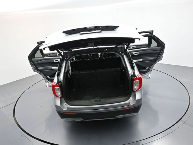 Used 2023 Ford Explorer XLT w/ Equipment Group 202A image 39