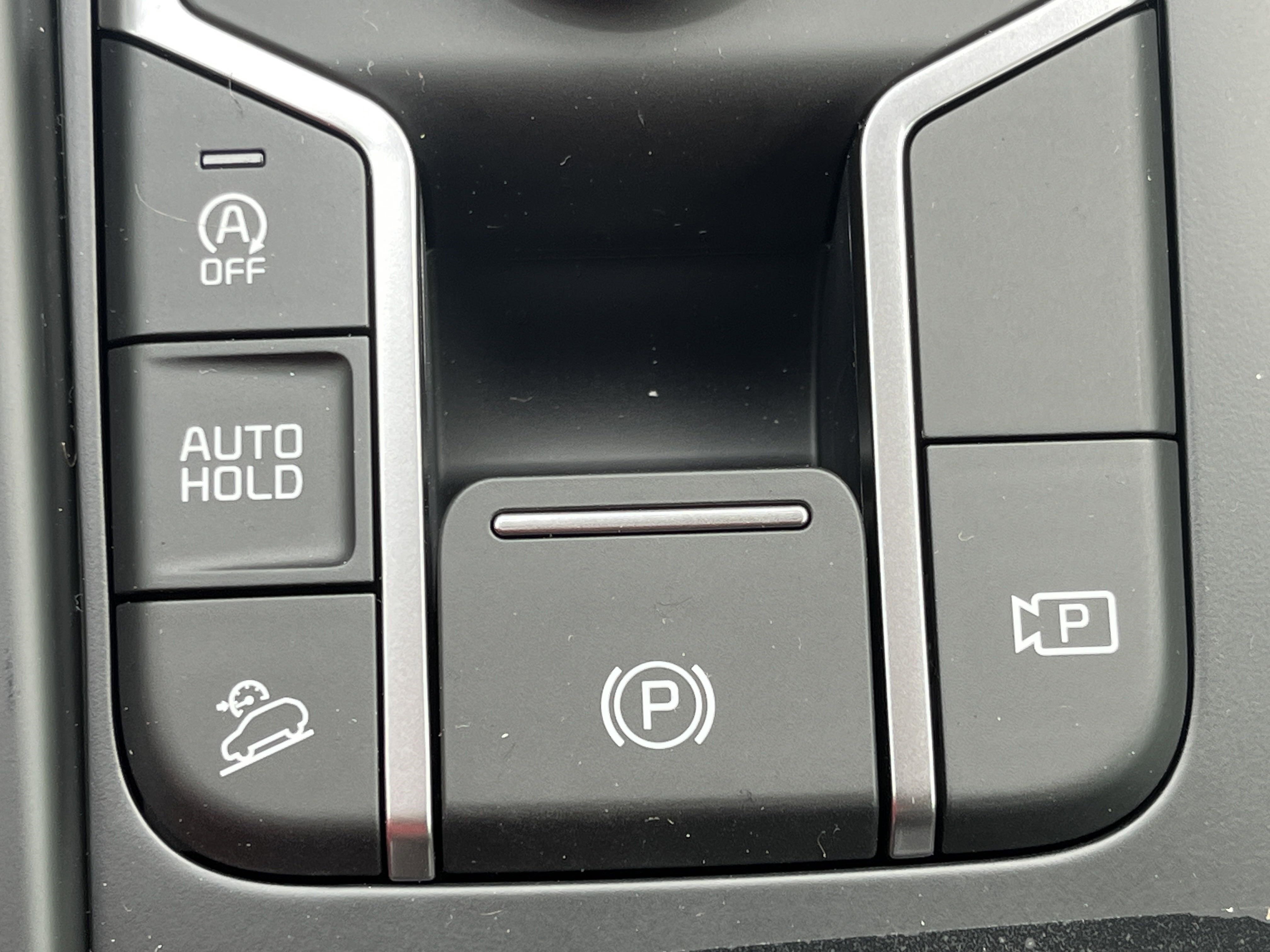 New 2025 Kia Sorento LX image 11