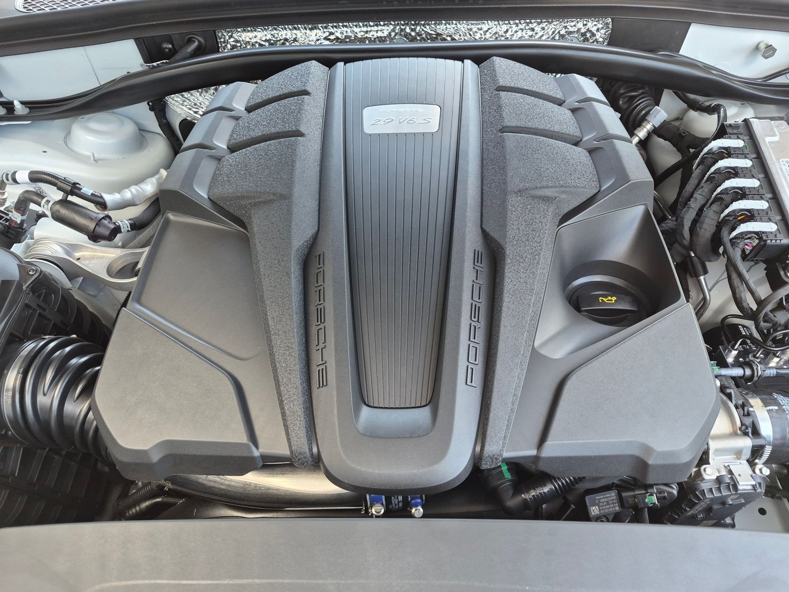 New 2026 Porsche Macan S AWD/4WD image 29